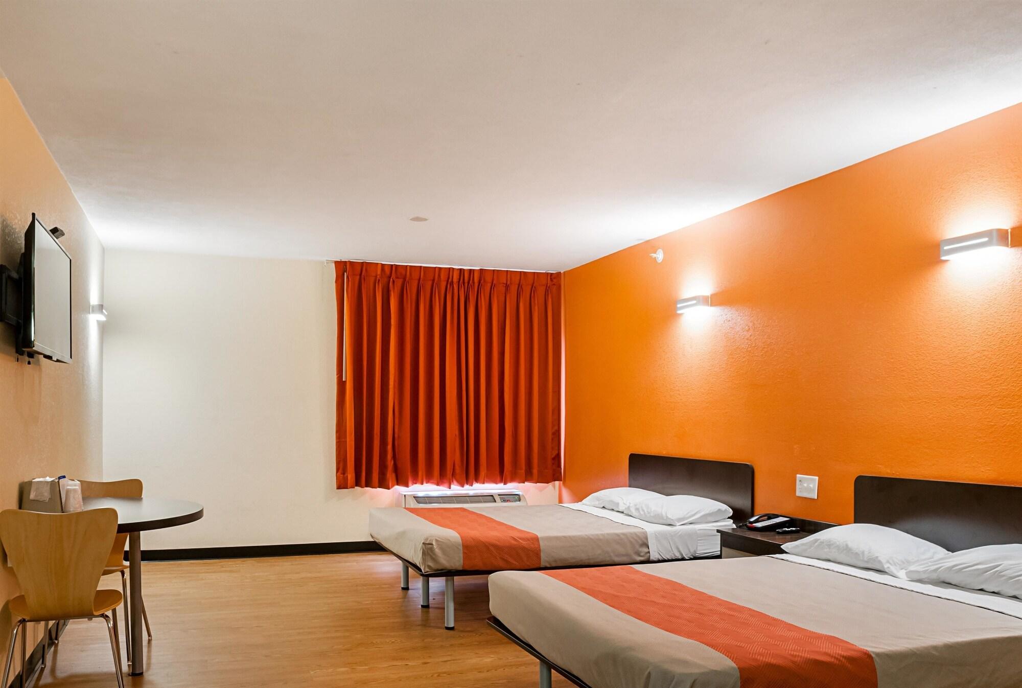 Motel 6-New Orleans, La - Near Downtown Bagian luar foto