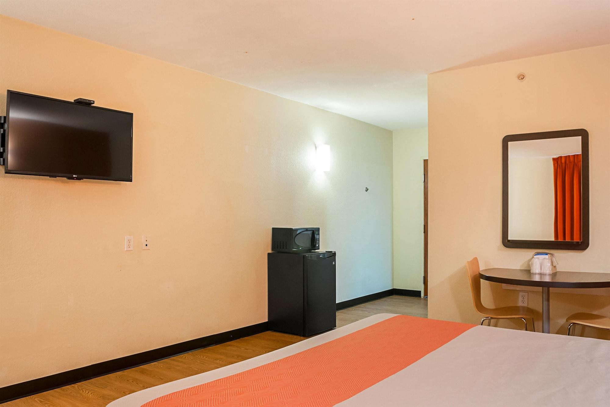 Motel 6-New Orleans, La - Near Downtown Bagian luar foto