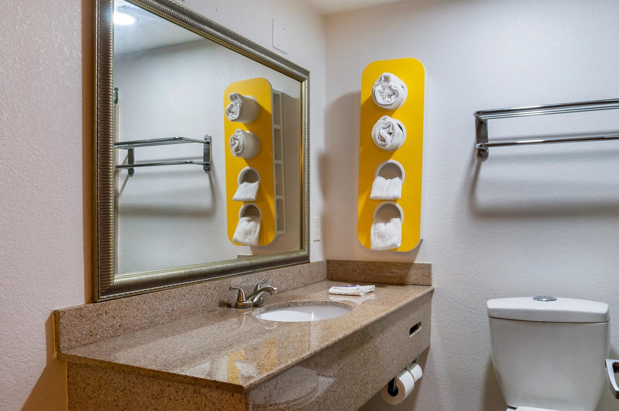 Motel 6-New Orleans, La - Near Downtown Bagian luar foto