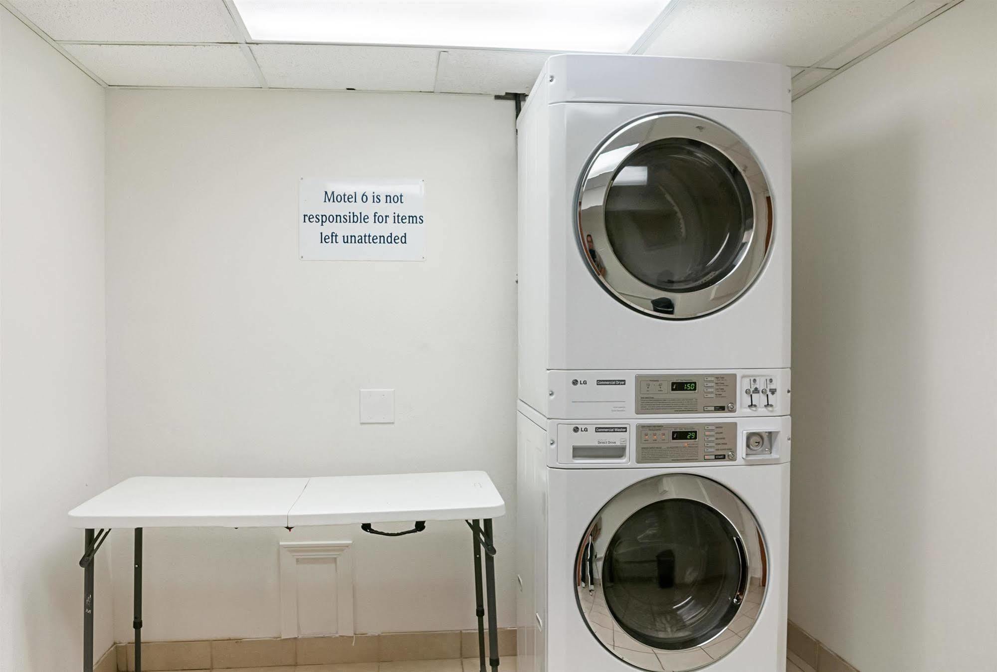 Motel 6-New Orleans, La - Near Downtown Bagian luar foto