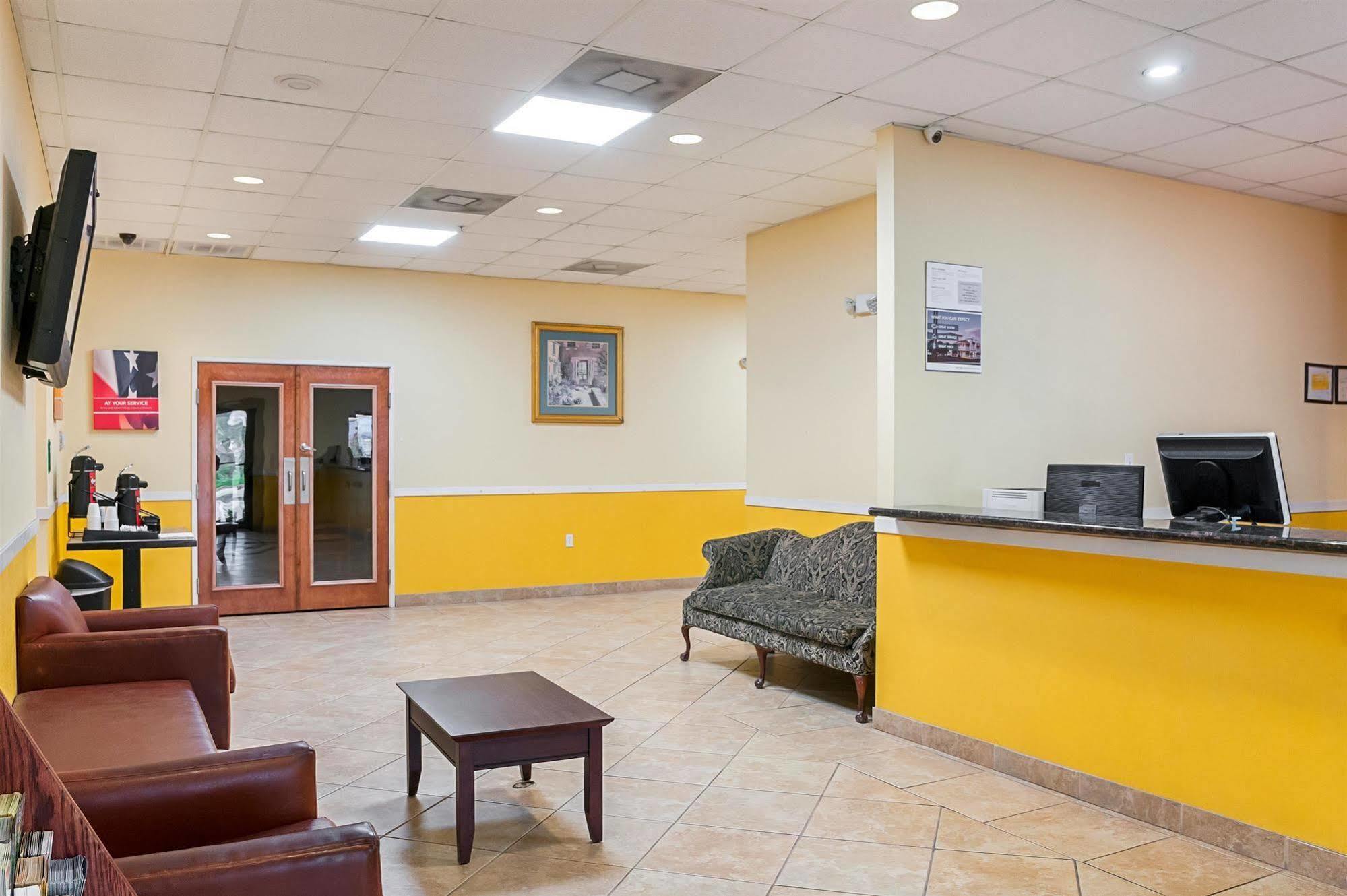 Motel 6-New Orleans, La - Near Downtown Bagian luar foto