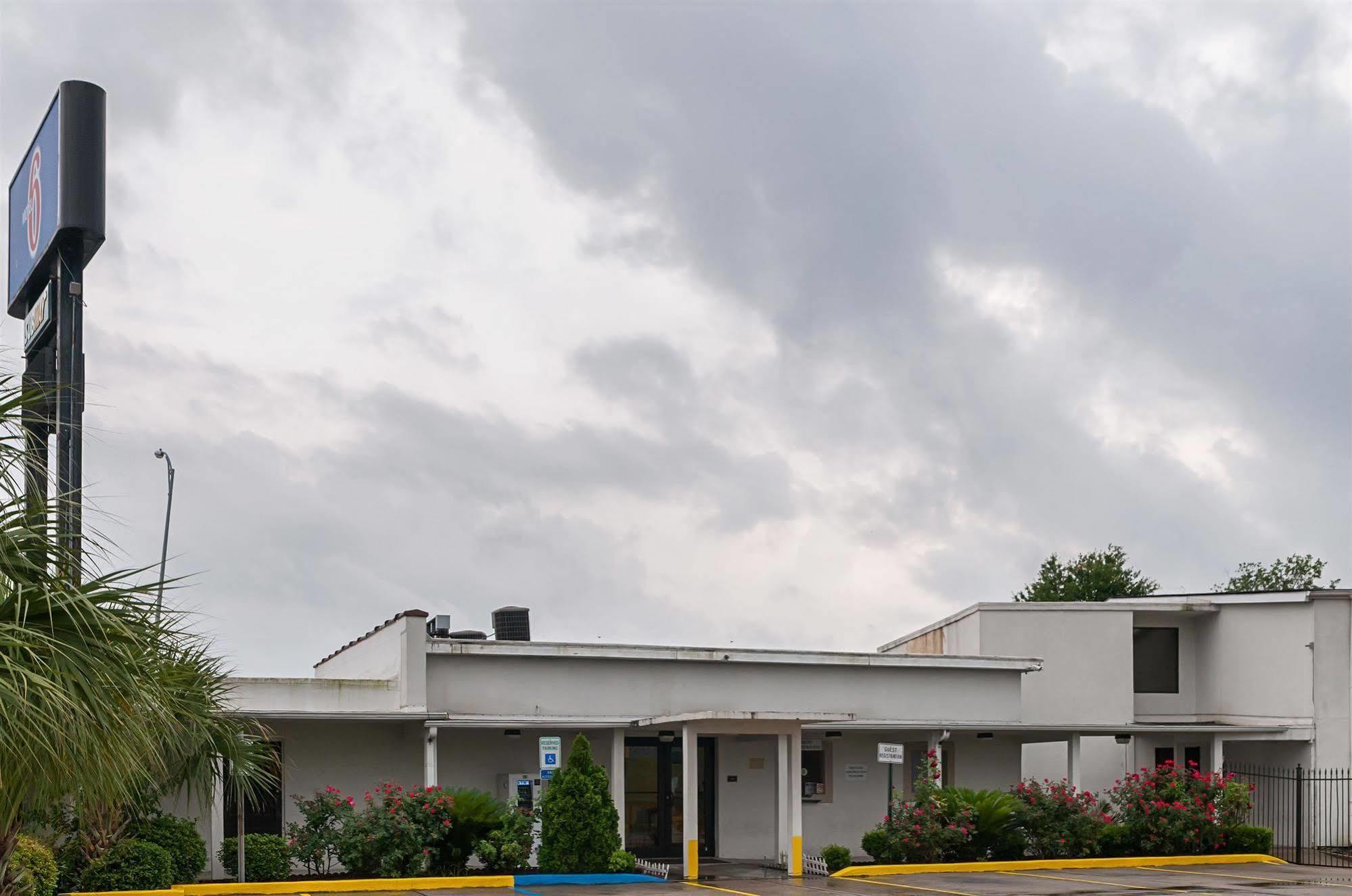 Motel 6-New Orleans, La - Near Downtown Bagian luar foto